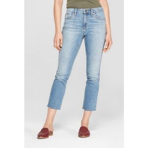 Universal Thread High Rise Crop Jean
